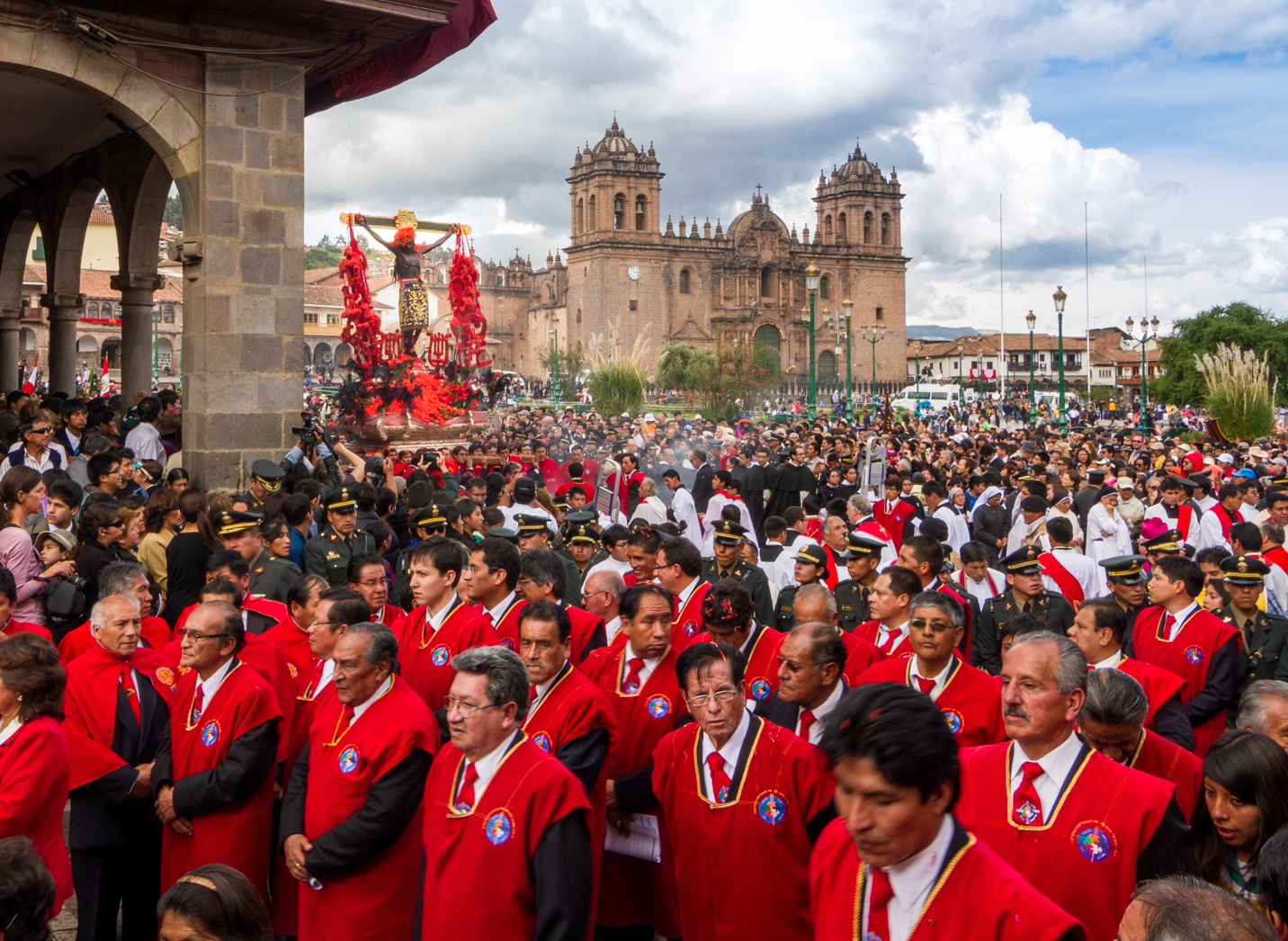 Señor de los Temblores: bonita e tradicional festa da Semana Santa de Cusco.