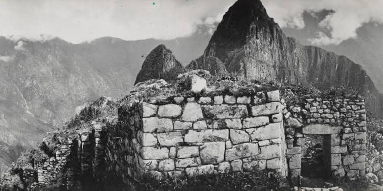 Foto Antiga de Machu Picchu