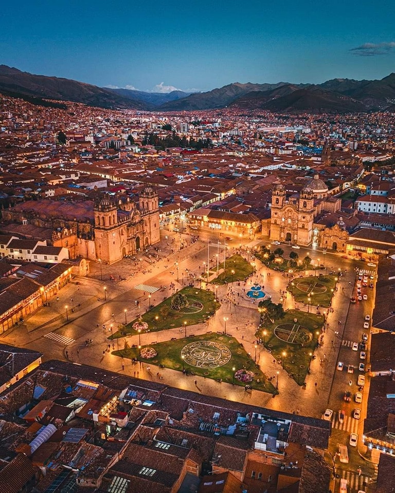 A Plaza de Armas - Cusco - Peru
