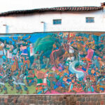 Mural que conta a história de Cusco